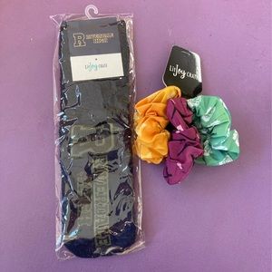 Litjoy December socks (riverdale) and scrunchies
